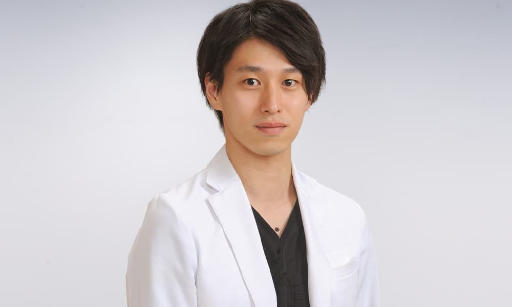 あさがおクリニック（吉川院）の院長写真